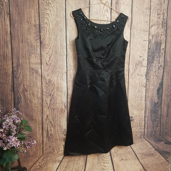 Ann Taylor Loft black embeselled dress size 6 - Picture 5 of 5